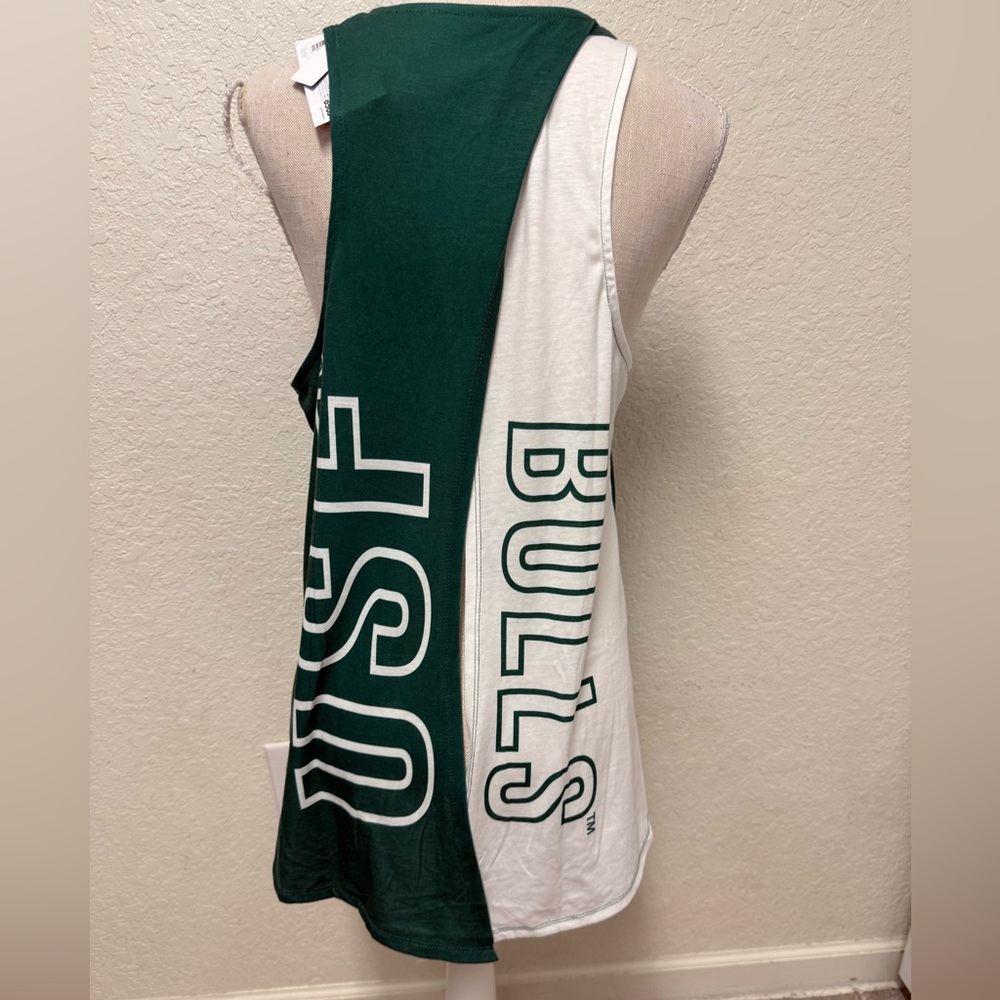 NWT USF Bulls Green & White Tank Top with Bull Logo Size Medium - Picture 16 of 16